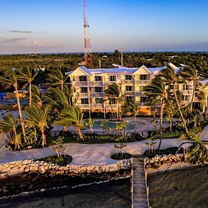 Grassy Flats Resort&Beach Club